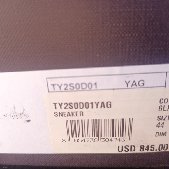Valentino garavani sneakers